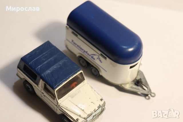 1/55?? SIKU MERCEDES BENZ ПРЕВОЗ ЗА КОНЕ КОЛИЧКА МОДЕЛ, снимка 10 - Колекции - 52976546