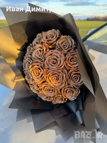Продавам Вечен букет от ръчно изработени сатенени рози 🌹, снимка 3 - Романтични подаръци - 48831430