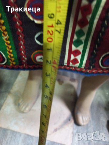 Вълнен тракийски сукман с опашки носия, снимка 5 - Антикварни и старинни предмети - 39615310