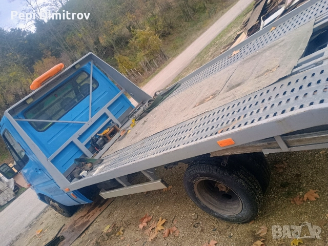 Пътна помощ Мерцедес спринтер 412 2.9, снимка 2 - Бусове и автобуси - 52369045