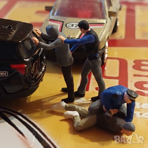 1/64 полиция фигурки хора , снимка 10 - Колекции - 52174381