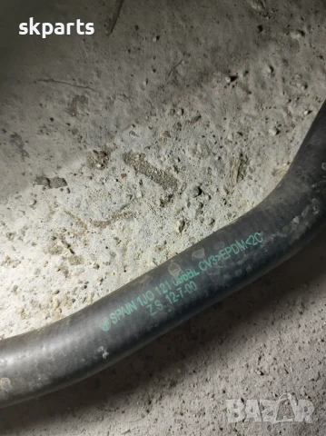 МАРКУЧ / ТРЪБA / ВОДЕН ЗА ОХЛАЖДАНЕ ЗА vw golf 4 / Голф 4 1.9, снимка 3 - Части - 51151353