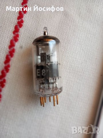 Радиолампа e88cc siemens, снимка 2 - Ресийвъри, усилватели, смесителни пултове - 39718615