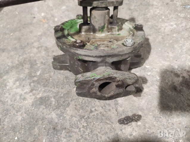 Ретро Немска Ръчна Крилчата Помпа (Чугунена), снимка 4 - Други инструменти - 52958138