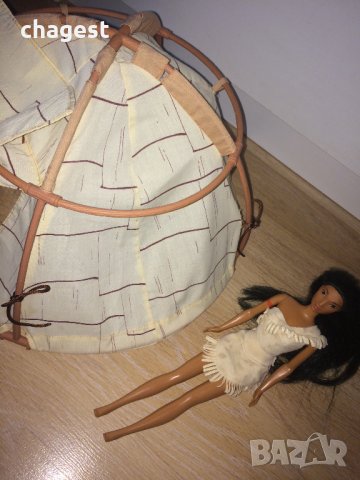 Ретро кукла Покахонтас с палатка, снимка 3 - Кукли - 42648195