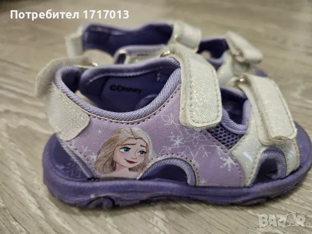 Frozen сандали сребристи 27 номер