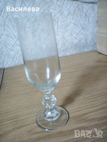 Стъклени чаши за шампанско 6 бр, снимка 2 - Чаши - 40415422