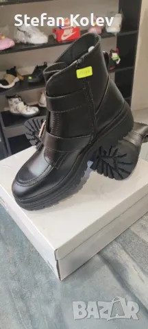 Дамски боти ABOUT YOU, снимка 2 - Дамски боти - 49190410