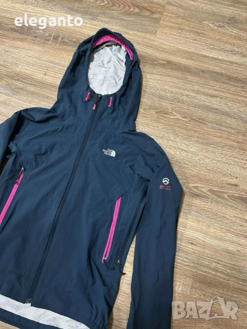 Висок клас дамсо алпийско яке The North Face  Alpine HyVENT  2.5 Summit Series Jacket , XS размер, снимка 3 - Якета - 52565299