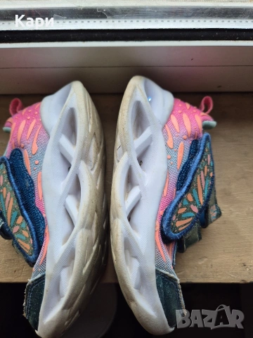 Skechers светещи маратонки 24 номер, снимка 16 - Детски маратонки - 53594031