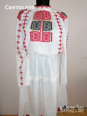Дамска риза от народна носия, снимка 1 - Ризи - 44588685