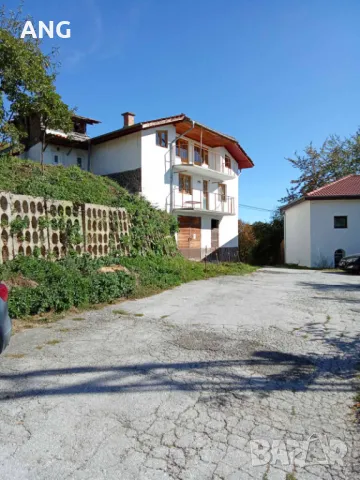 Продава къща в Родопите , снимка 2 - Къщи - 48047440