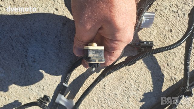 Части за шофьорската врата плюс инсталация и краш датчика плюс левите лайстни SUBARU FORESTER 2020 , снимка 4 - Части - 44444148