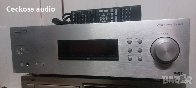 Стерео ресивър PIONEER SX-20DAB + дистанционно , снимка 2 - Ресийвъри, усилватели, смесителни пултове - 53647620