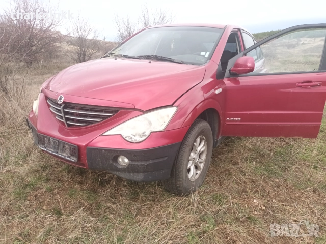 Продавам санг йонг екшън 2.0д на части 4х4, снимка 8 - Автомобили и джипове - 52917015