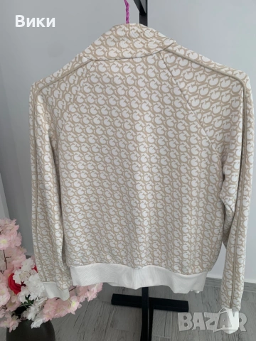 Guess оригинално горнище, снимка 11 - Спортни екипи - 53018742