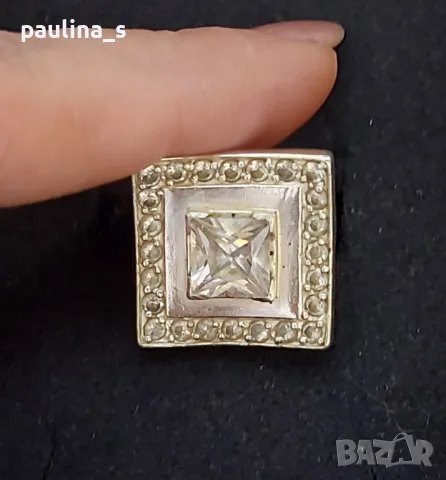 Винтидж / Масивен сребърен пръстен с Фианит и циркони / проба 925 Житен клас , снимка 2 - Пръстени - 48813818