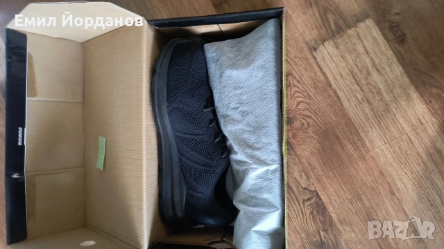 Продавам чисто нови обувки /маратонки работни