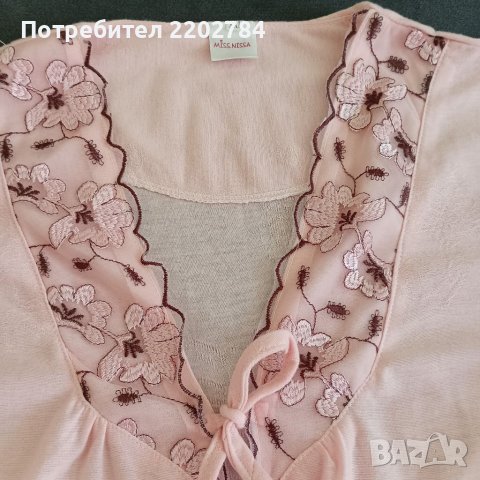 Сатенен халат,пеньоар,Victoria's secret, снимка 15 - Нощници - 31267580