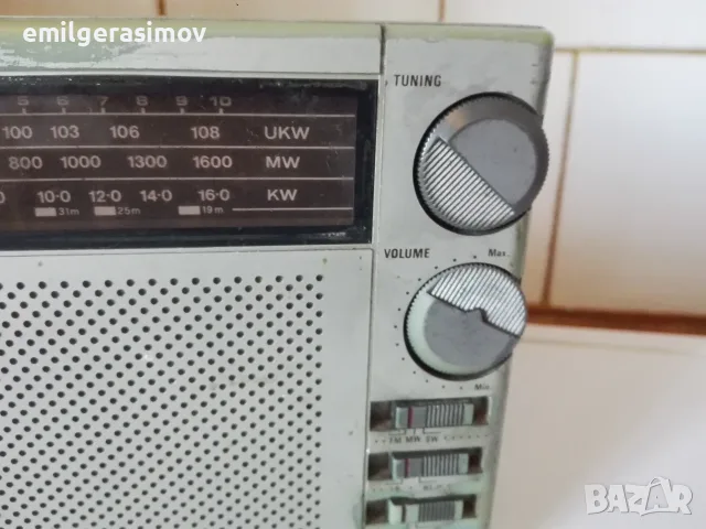 Два транзистора и лампи за киномашини. , снимка 2 - Антикварни и старинни предмети - 32661618
