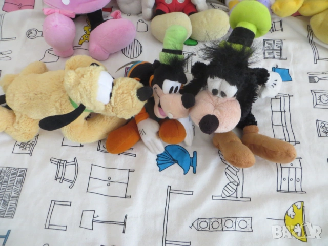 Мики Маус и приятели, снимка 5 - Плюшени играчки - 50169842