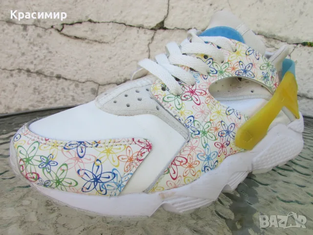 Дамски маратонки Nike Air Huarache , снимка 7 - Маратонки - 55879795