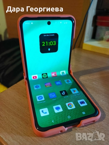 Motorola RAZR 40 ultra 12ram 256GB, снимка 2 - Motorola - 52274247