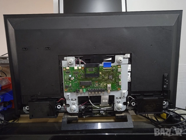 TV Sony Bravia KDL-32R410B за части, снимка 3 - Телевизори - 53862656