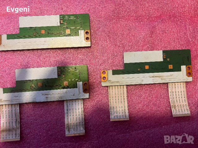 LG 42LB5500,42LF5800 счупени дисплей на части, снимка 12 - Части и Платки - 52612401