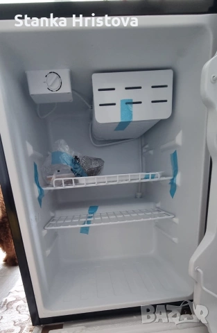 Хладилник Klastein 66L черен., снимка 4 - Хладилници - 53799370