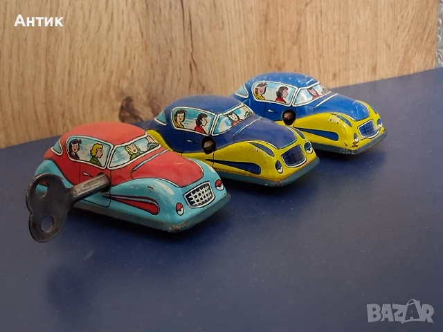 Лот Стари Метални Механични Играчки от Соца, снимка 8 - Колекции - 52749952