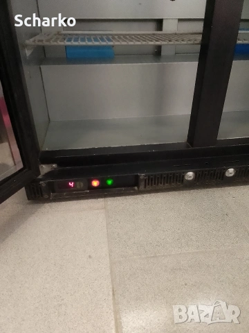 Хладилна витрина , снимка 2 - Хладилници - 53667688