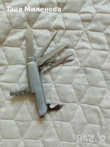 Колекционерско джобно ножче със много възможности ( ножичка, отварачка отверка и пр.), снимка 8 - Антикварни и старинни предмети - 51129642