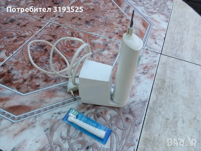 Ел четка за зъби BRAUN, снимка 2 - Други - 56148857