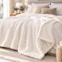 Двулицево одеяло екрю с кадифена релефна раирана текстура и Sherpa 200x150cm, снимка 3