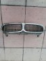 Бъбреци 
Решетка преден капак
BMW E65 E66 
БМВ Е65 Е66  
7 серия  , снимка 2