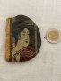 Япония, гейша рисувана върху камък, амулет., снимка 1