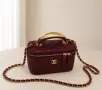 Chanel Луксозна Дамска Чанта Тип Куфарче В Бордо С Верижка И Златни Детайли Код SBF7, снимка 2