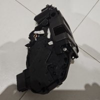 Продавам заключващ механизъм за Range Rover Evoque и Jaguar XF , снимка 1 - Части - 41017725