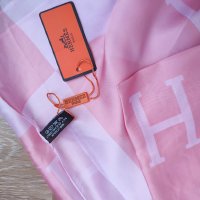 Розов шал Hermes за плаж, снимка 4 - Шалове - 41660293