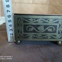 стара метална кутия, снимка 3 - Антикварни и старинни предмети - 33830756
