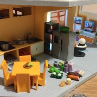 Playmobil къща + допълнителни комплекти, снимка 11 - Образователни игри - 41704639