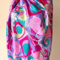 Цветен прекрасен копринен шал, снимка 8 - Шалове - 44808608