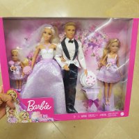 Кукли Barbie младоженци с деца, снимка 1 - Кукли - 42170805