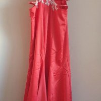 Червена абитуриентска рокля , снимка 3 - Рокли - 35683314