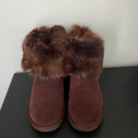 боти UGG Australia VALENTINA CRYSTAL TOSCANA ОТ ОВЧА КОЖА номер 39, снимка 3 - Дамски боти - 44535753