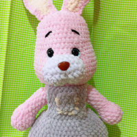 Плетено зайче , снимка 1 - Плюшени играчки - 44823578