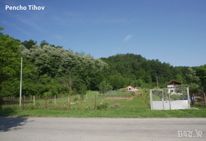 Продавам парцел в регулация и зем. земя в с. Враниловци., снимка 1