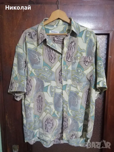 Продавам модна мъжка риза с къс ръкав и джобче  , снимка 1