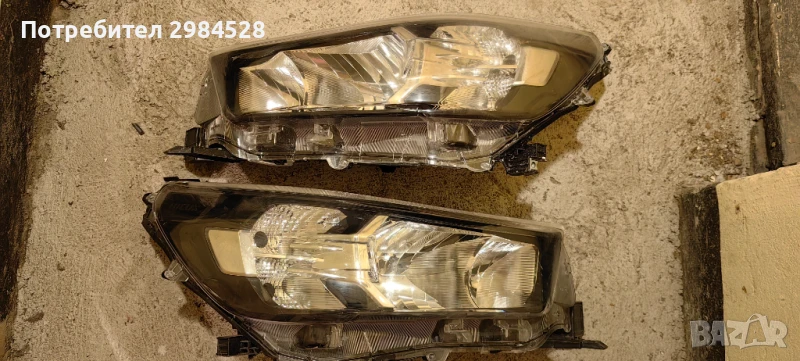 Фар за Toyota Hilux / Тойота Хайлукс, снимка 1